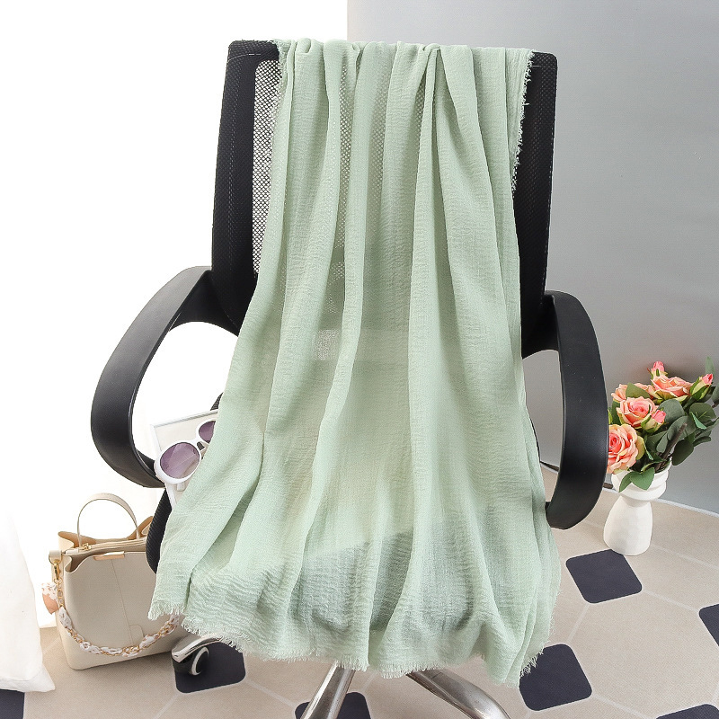 G245 Hidżab z miękkiego i oddychającego woalu