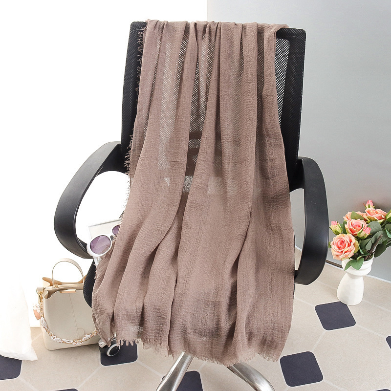 G245 Hidżab z miękkiego i oddychającego woalu