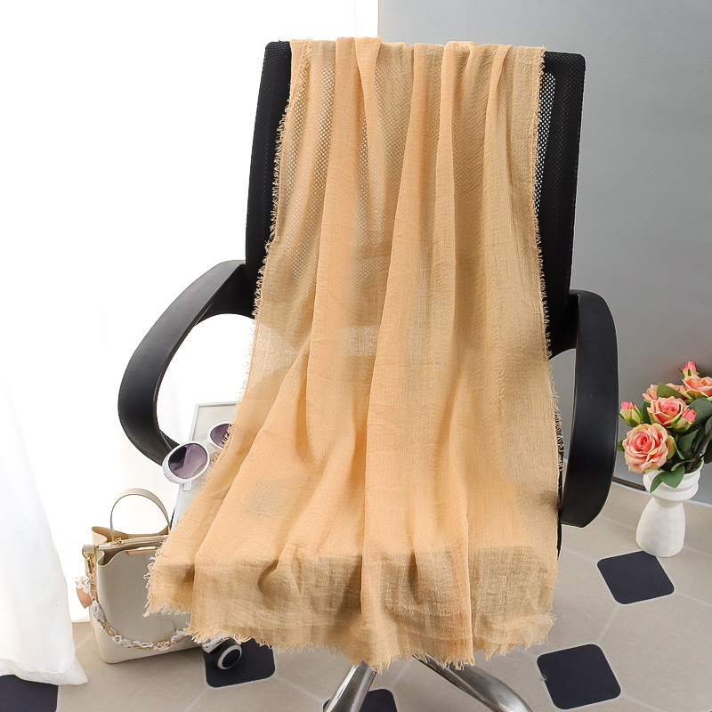 G245 Hidżab z miękkiego i oddychającego woalu