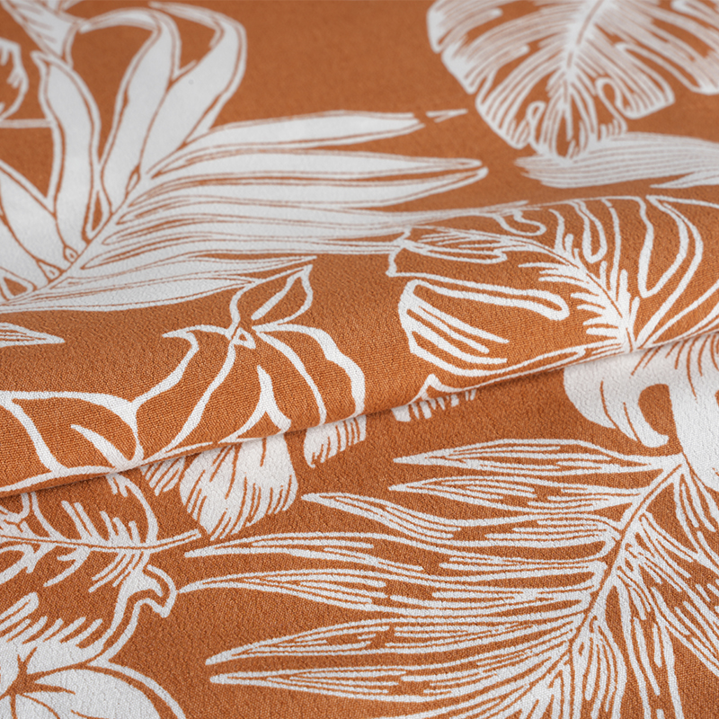 Bogata tkanina krepowa z nadrukiem