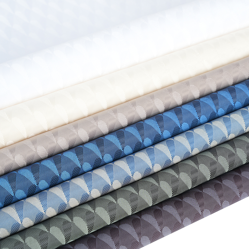 Poliester kationowy dwukolorowy symetryczny kolor żakardowy typu Love