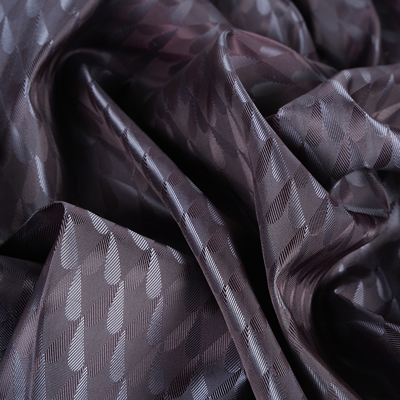 Poliester kationowy dwukolorowy symetryczny kolor żakardowy typu Love