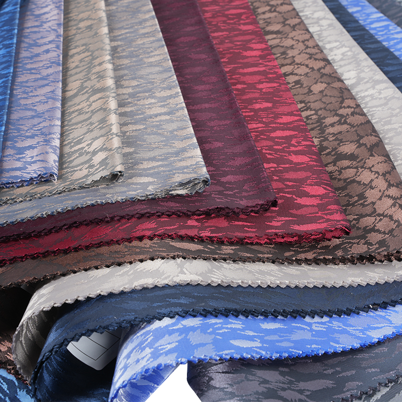 Żakard kationowy w panterkę