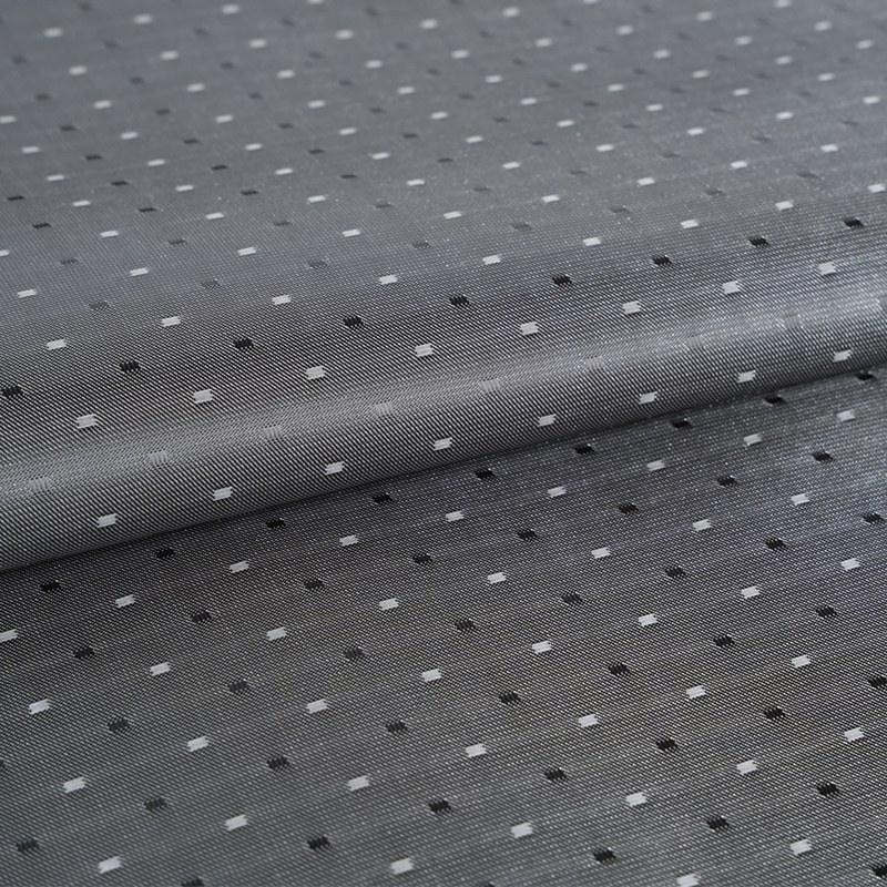 Kationowe kwadratowe kropki w małych żakardowych barwieniach