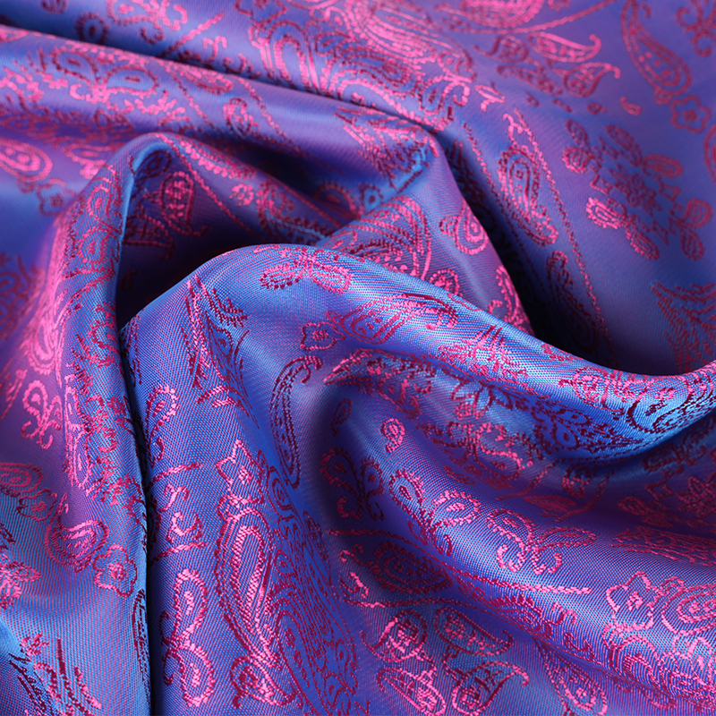 Żakard w kształcie kwadratowego kwiatka Pipa do pozycjonowania PV