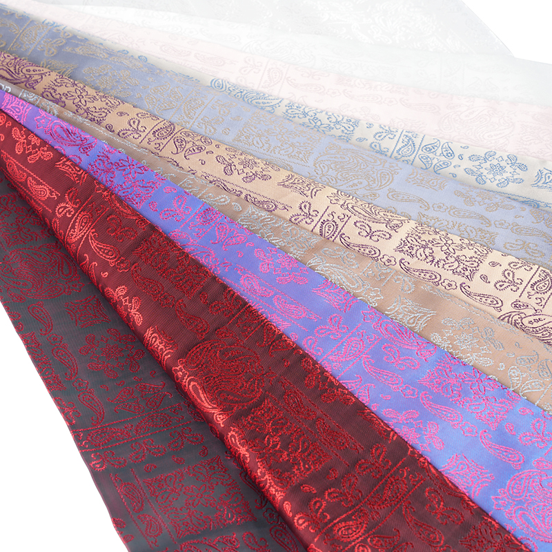 Żakard w kształcie kwadratowego kwiatka Pipa do pozycjonowania PV