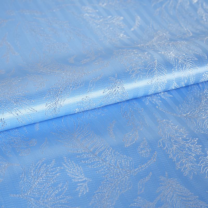 Tkanina żakardowa w czerwone liście PV