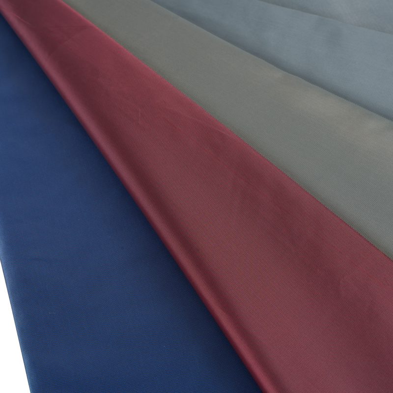 100% polikationowa tkanina o delikatnym skośnym splocie