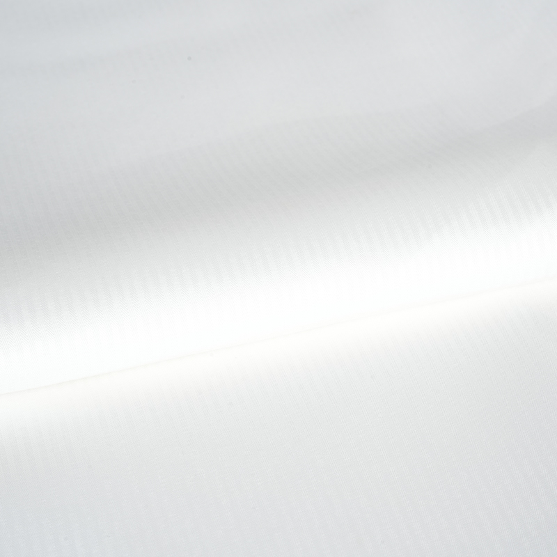 Żakardowa tkanina kieszeniowa w paski barwiona przędzą poliestrową