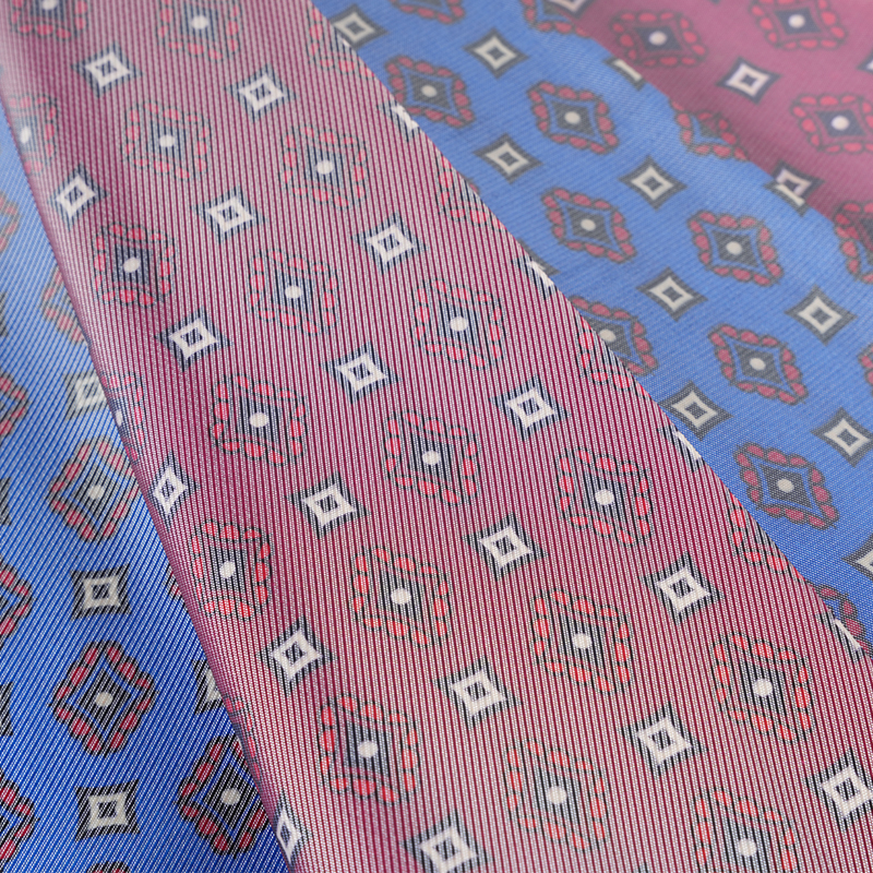 Druk skośny na tkaninie PV