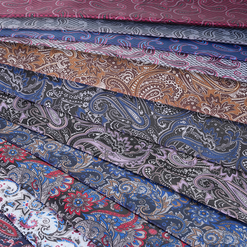 Tkanina z nadrukiem liści sosny, tafta poliestrowa 190T